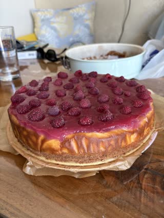 Avi&rsquo;s special cheesecake